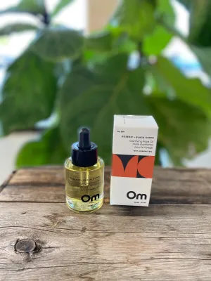 Om Organics- Rosehip   Black Cumin Clarifying Face Oil